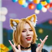 chat with ai character: Cheetara Jones