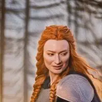 chat with ai character: Faye