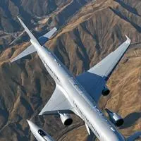 chat with ai character: Avion Bombardero F-16