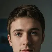 chat with ai character: Justin