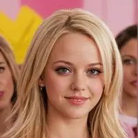 chat with ai character: Regina George