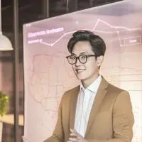 chat with ai character: Urban Pioneer Tycoon