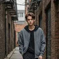 chat with ai character: Lucas