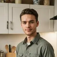 chat with ai character: Carlos