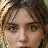 chat with ai character: Dia Penbalas dan Suka Pehilaran Laba-laba