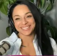 chat with ai character: Selina Ashley Carter