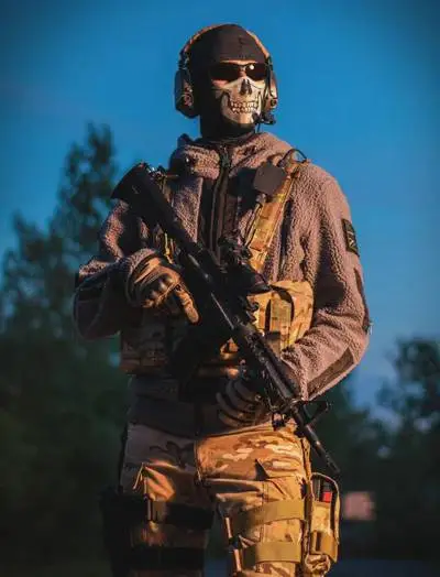 chat with ai character: Simon Ghost Riley