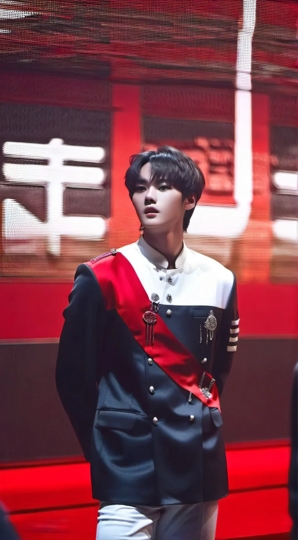 ai character: Straykids Leeknow  background