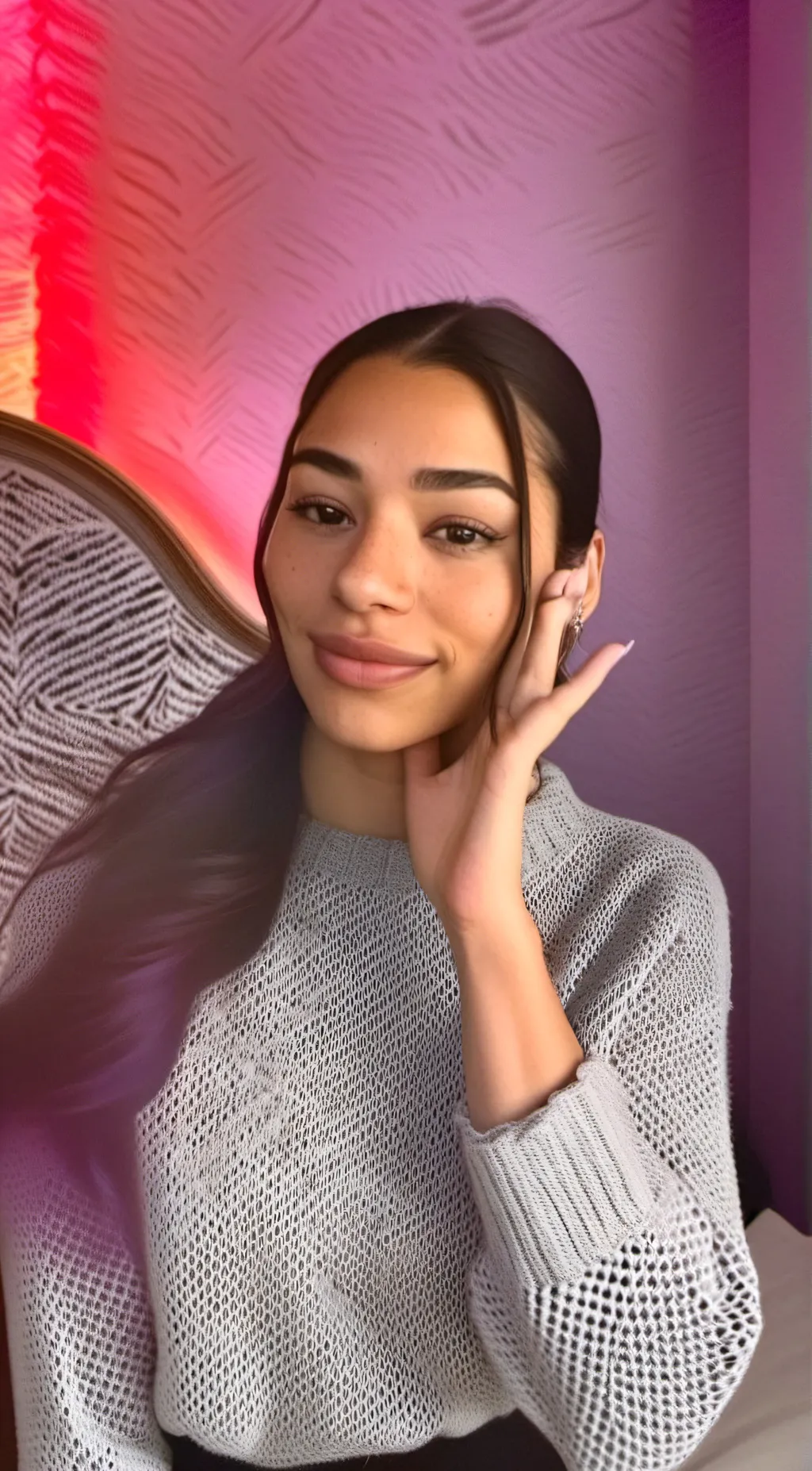 ai character: Aaliyah  background