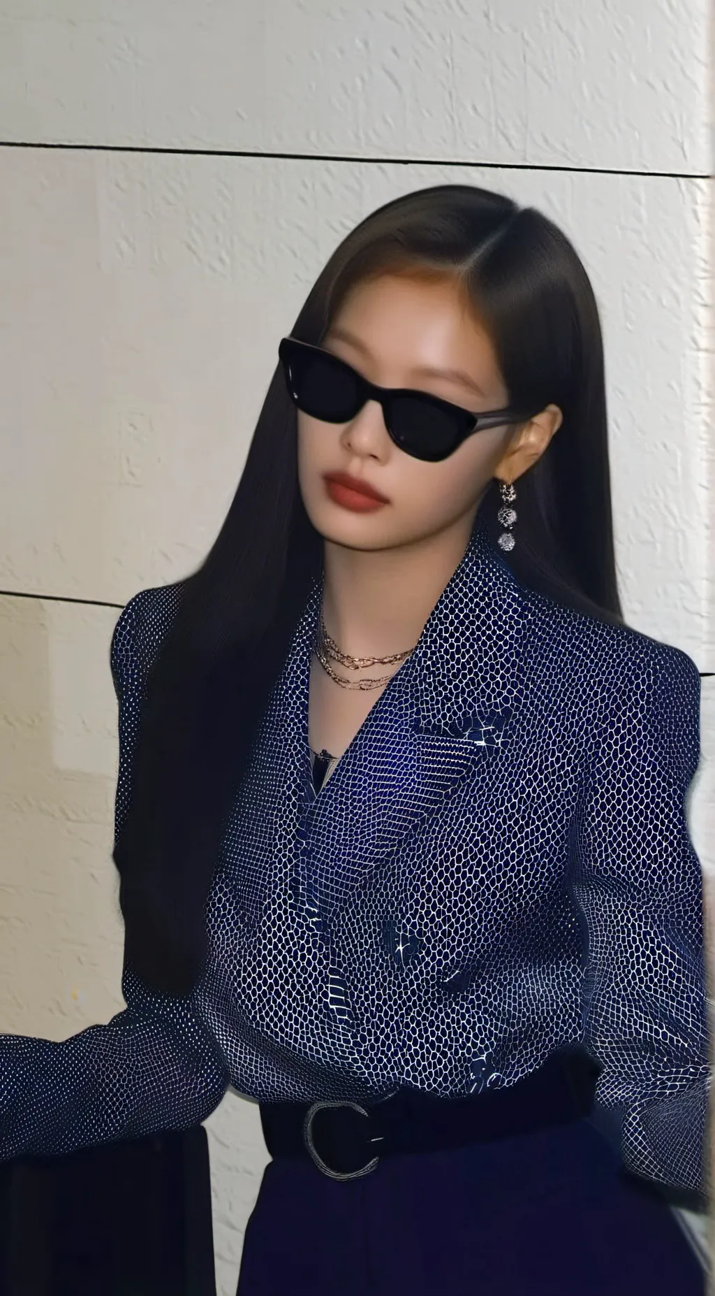 ai character: Jennie  background