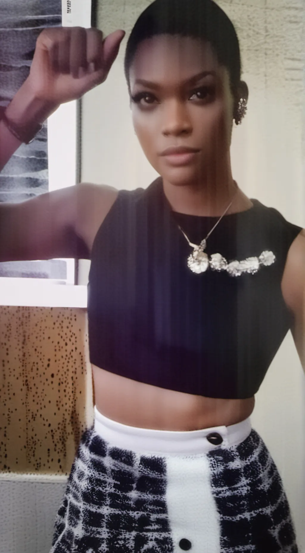 ai character: Aaliyah background