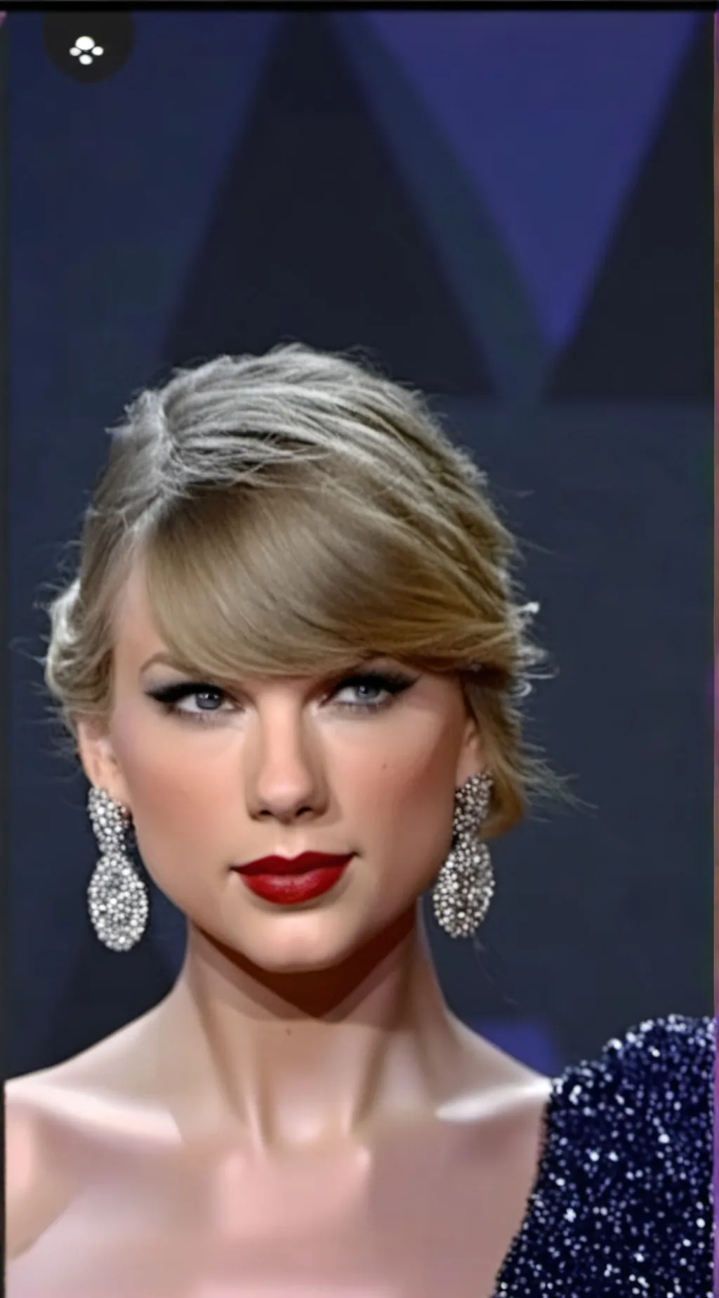 Talkie AI - Chat with Taylor Swift