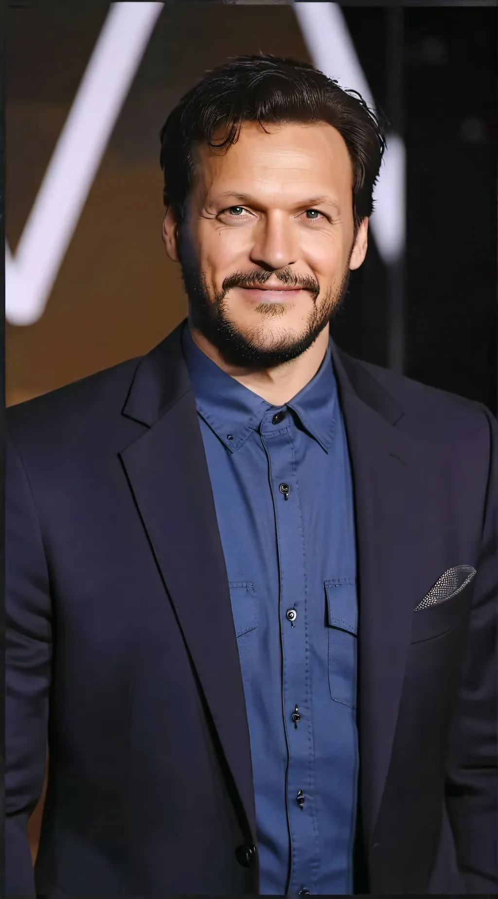 ai character: Louis Leterrier background