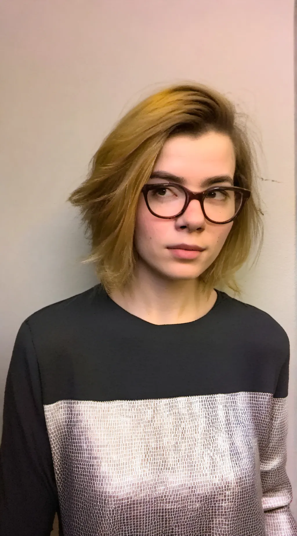 ai character: Mary  background