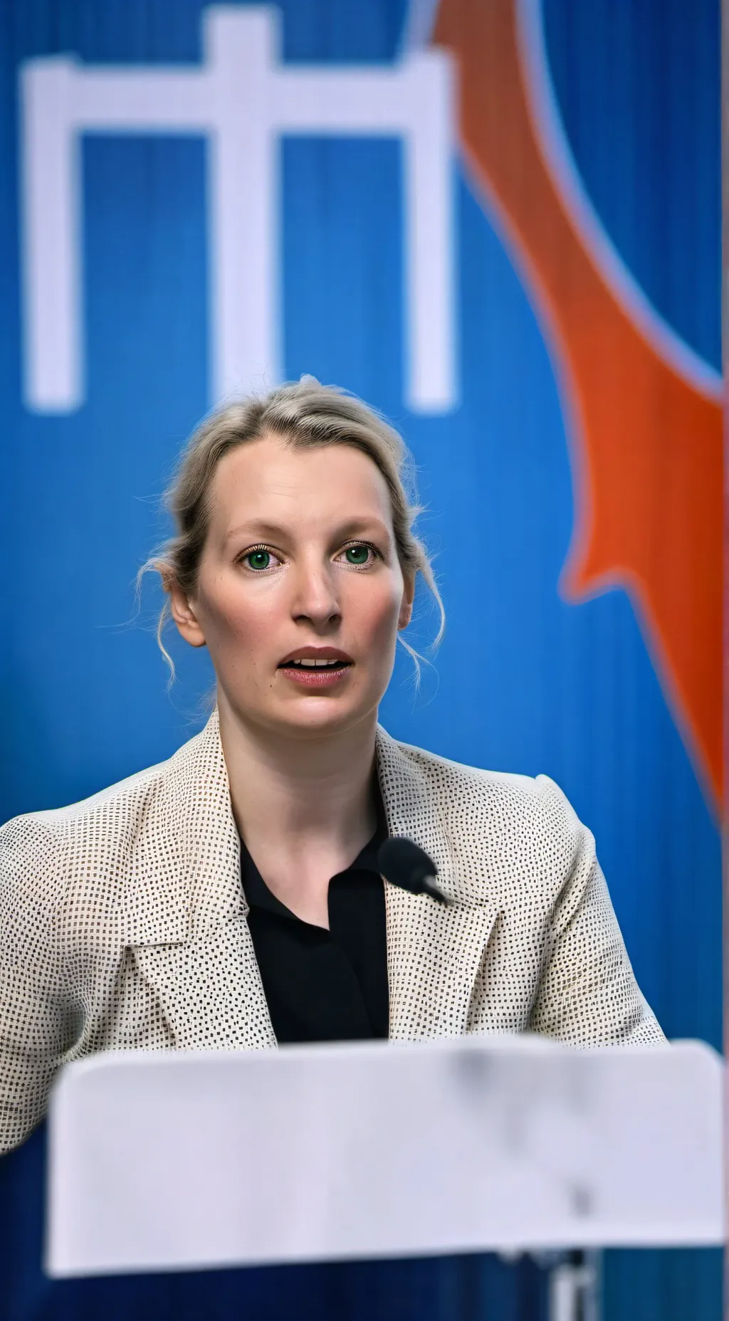 ai character: Alice Weidel (AfD) background