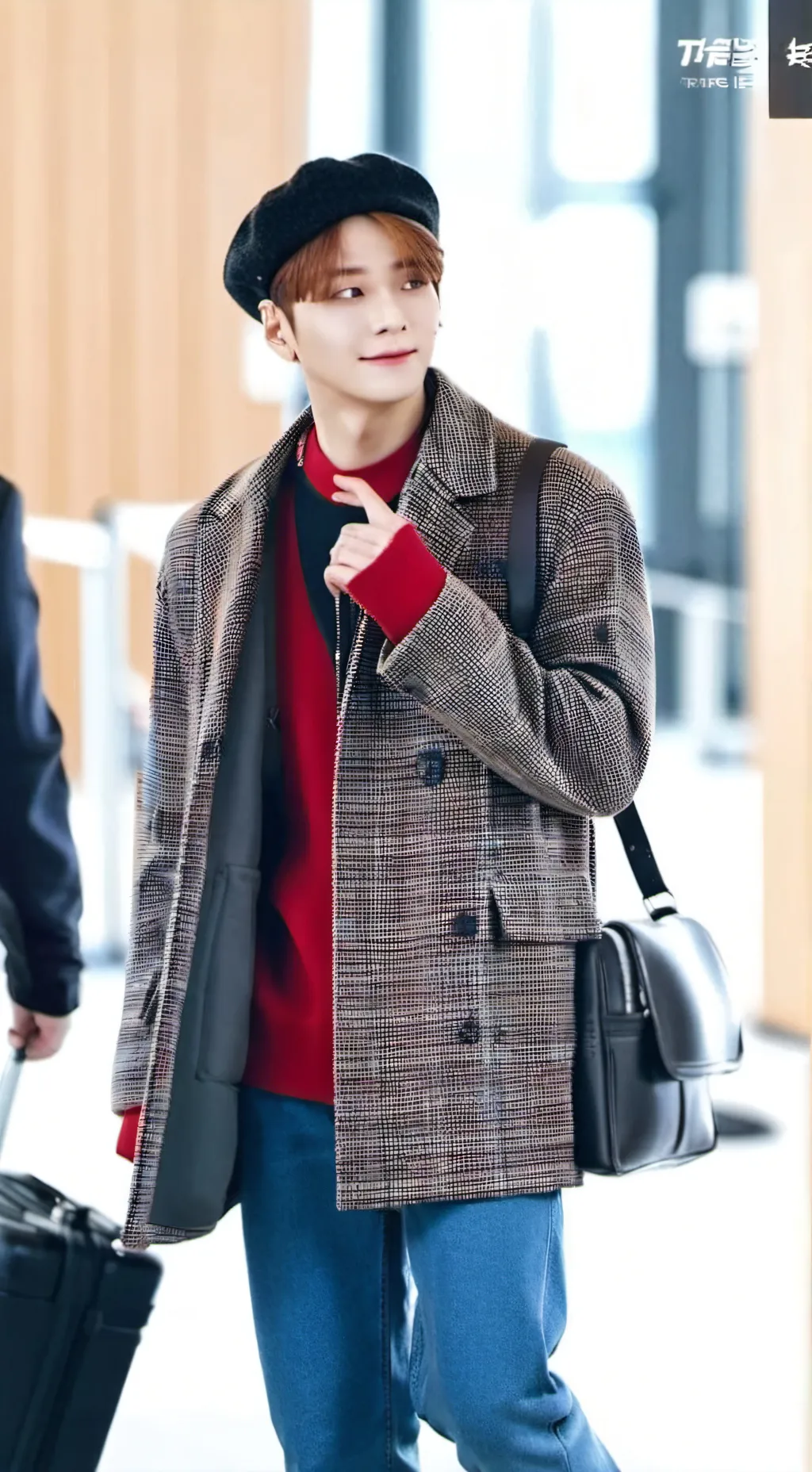ai character: Yeosang (ateez)  background