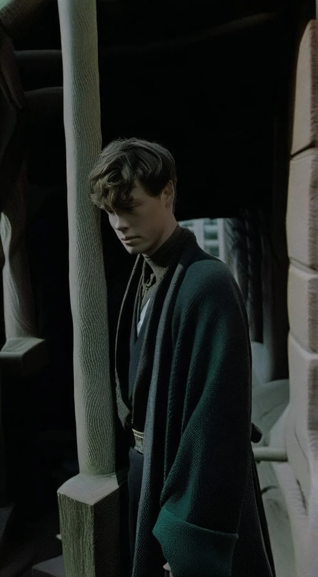 ai character: Tom Riddle  background