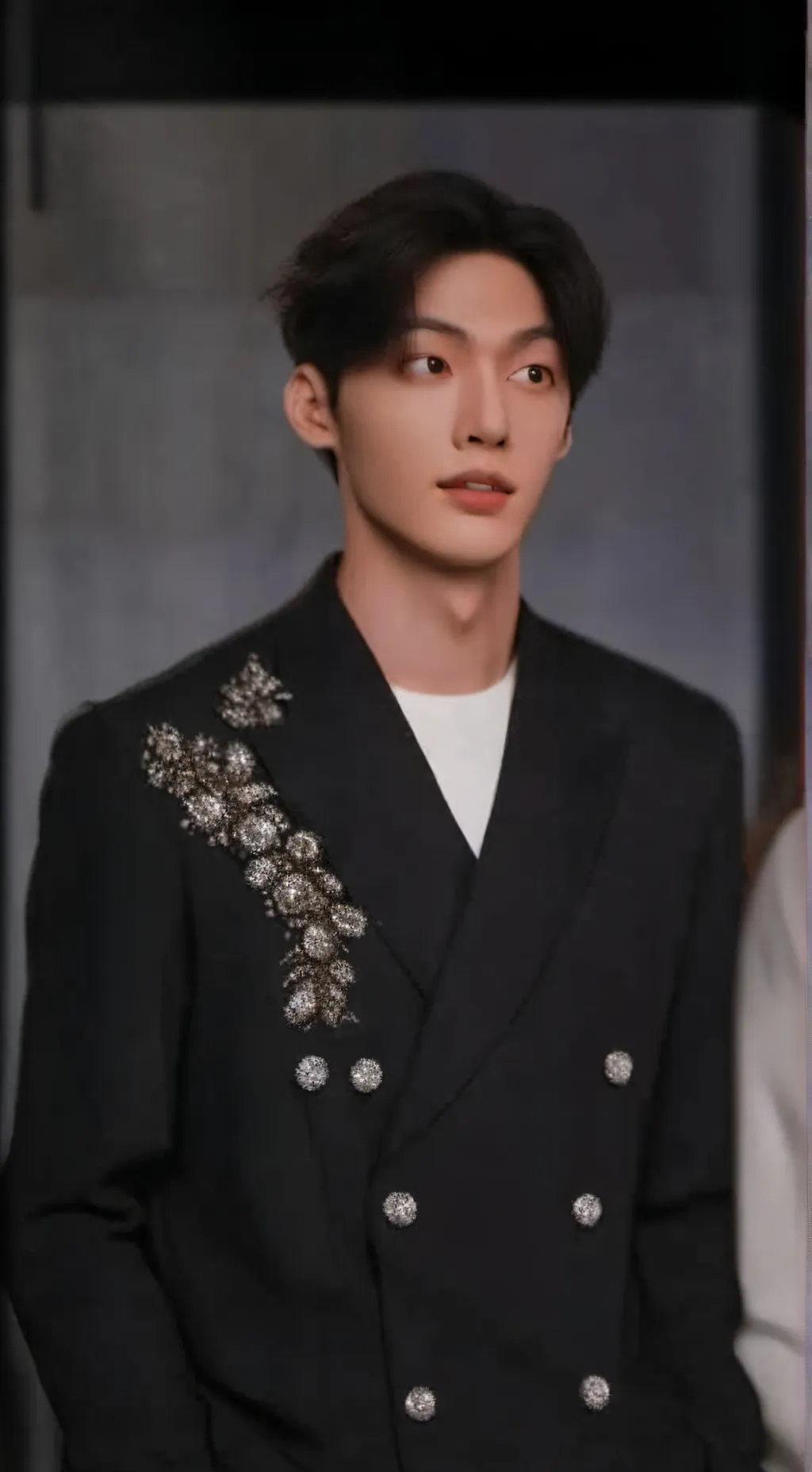ai character: Min Ho background
