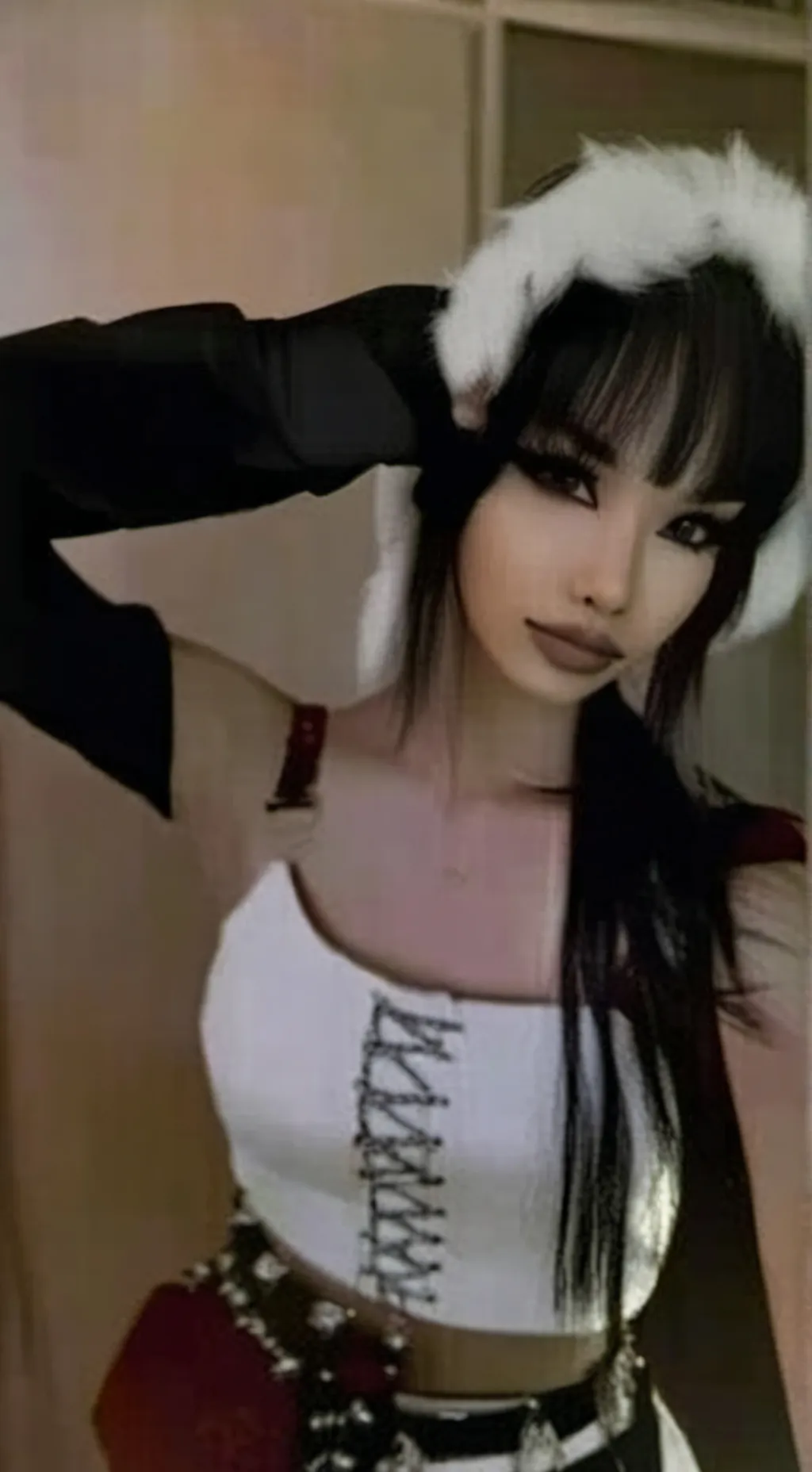 ai character: ++ •Misty• ++ background
