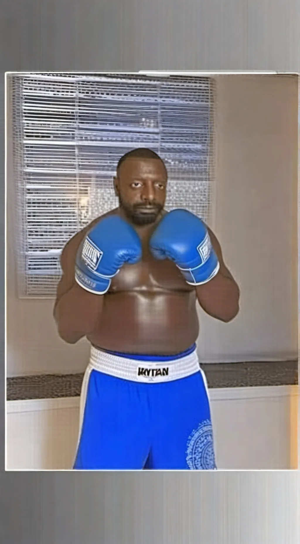 ai character: Amir background