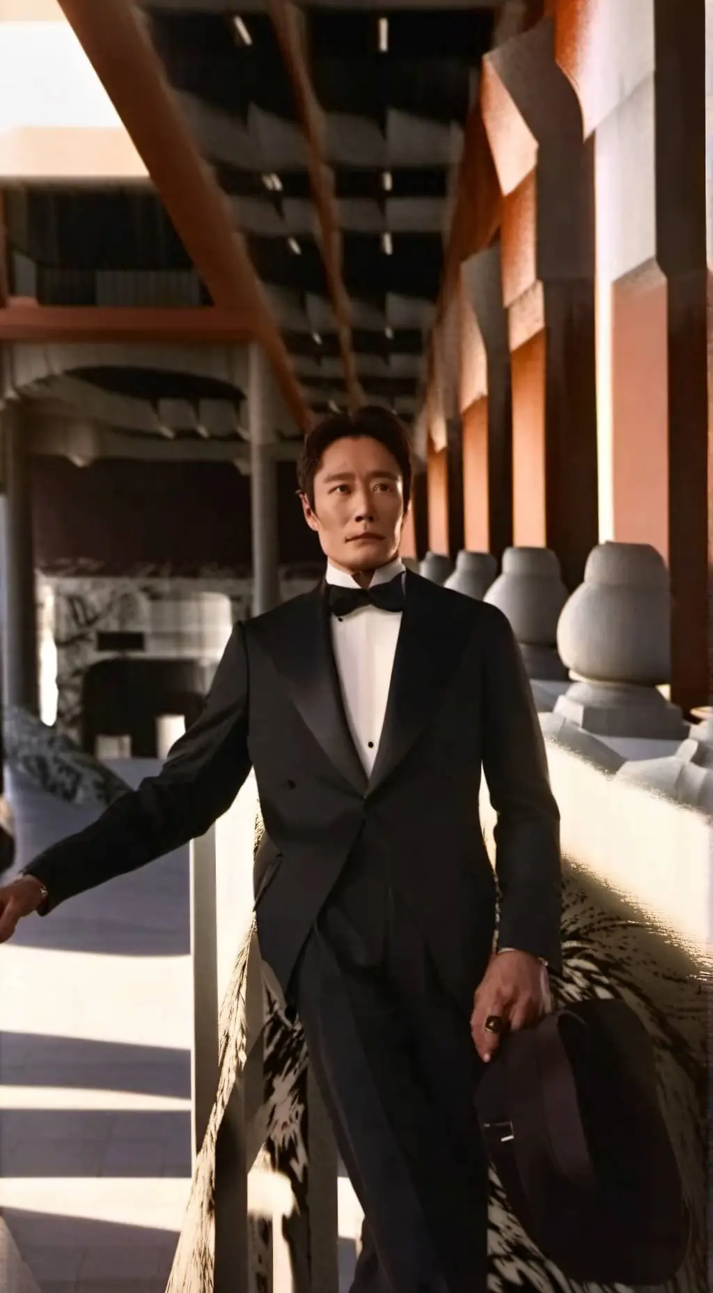 ai character: Hwang In-Ho background