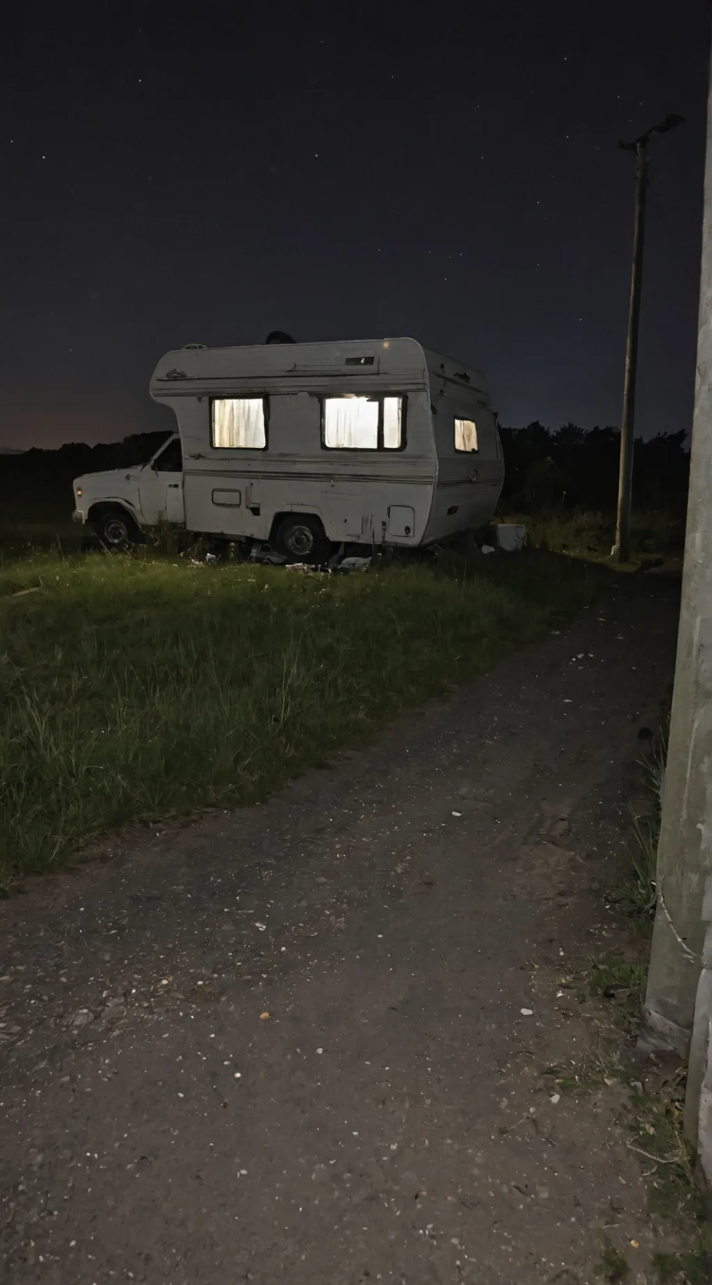 ai character: Couple camper prob background