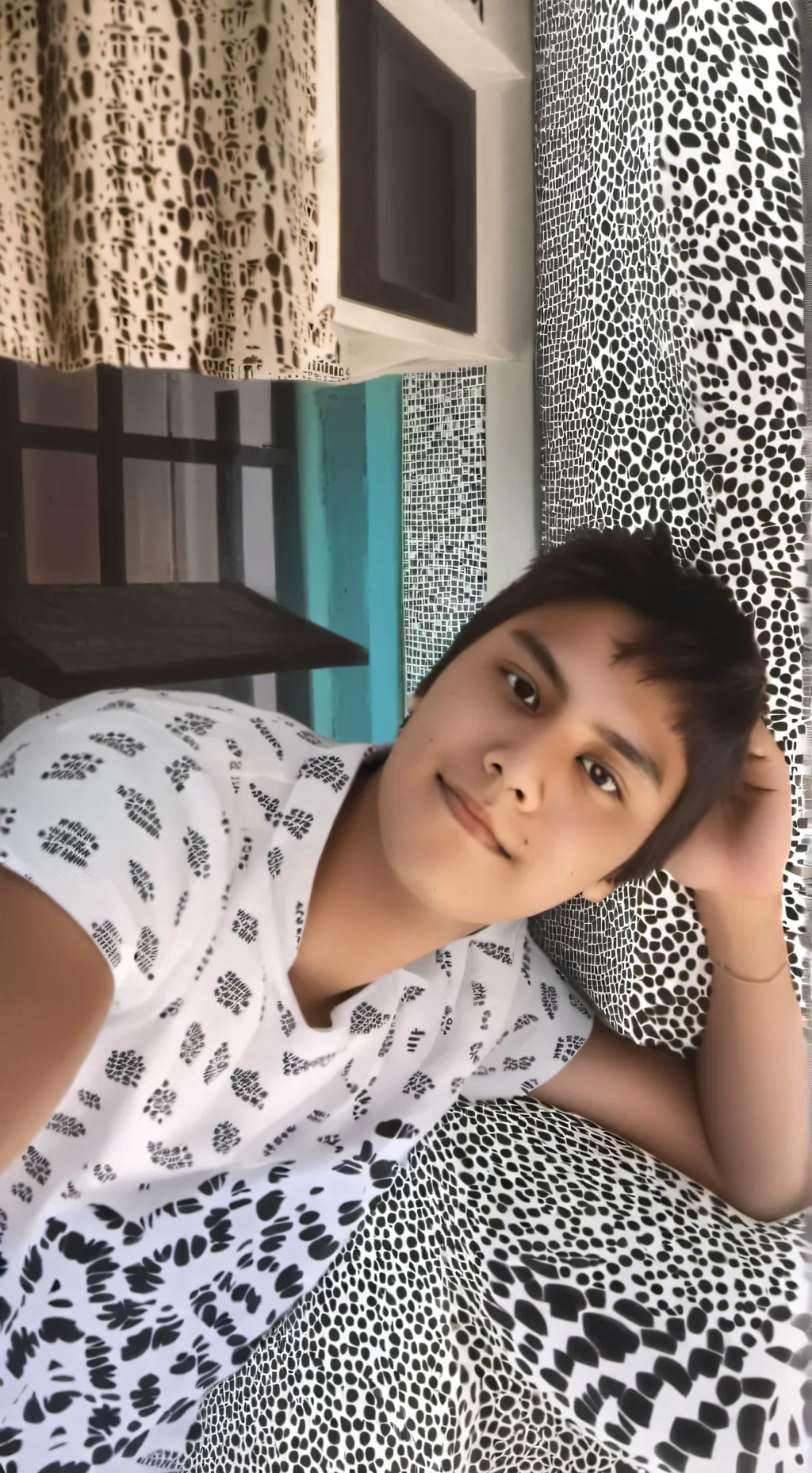 ai character: PETER (me) background