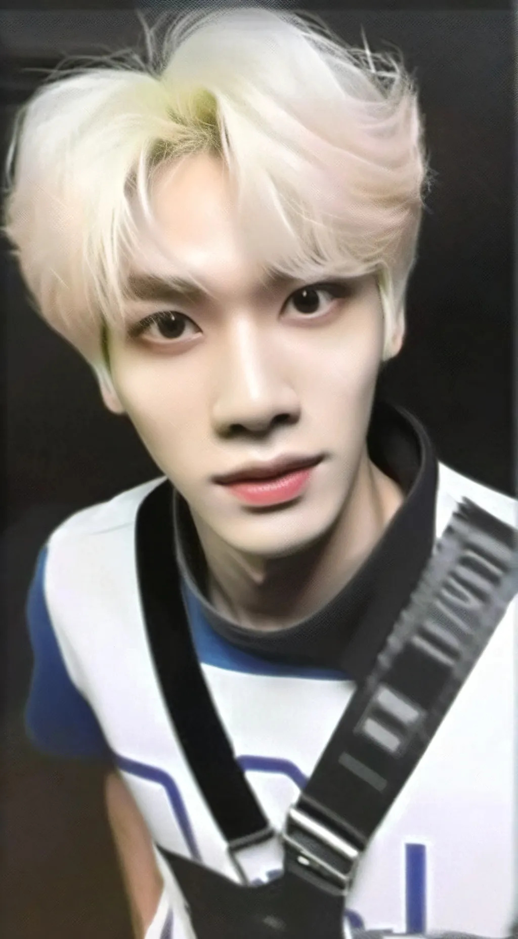 ai character: ✨🔥~[{Skz}]~🔥✨ background