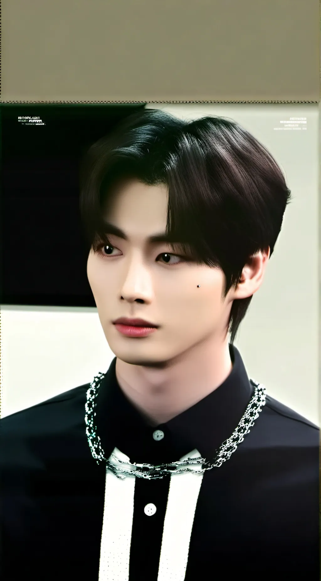 ai character: Park sunghoon  background