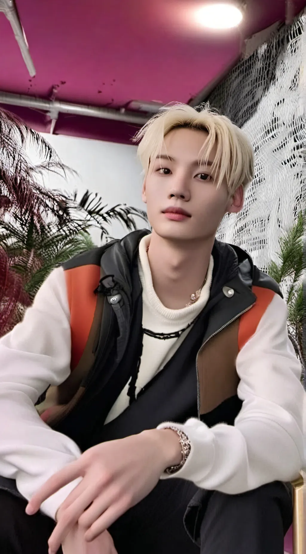 ai character: Felix background