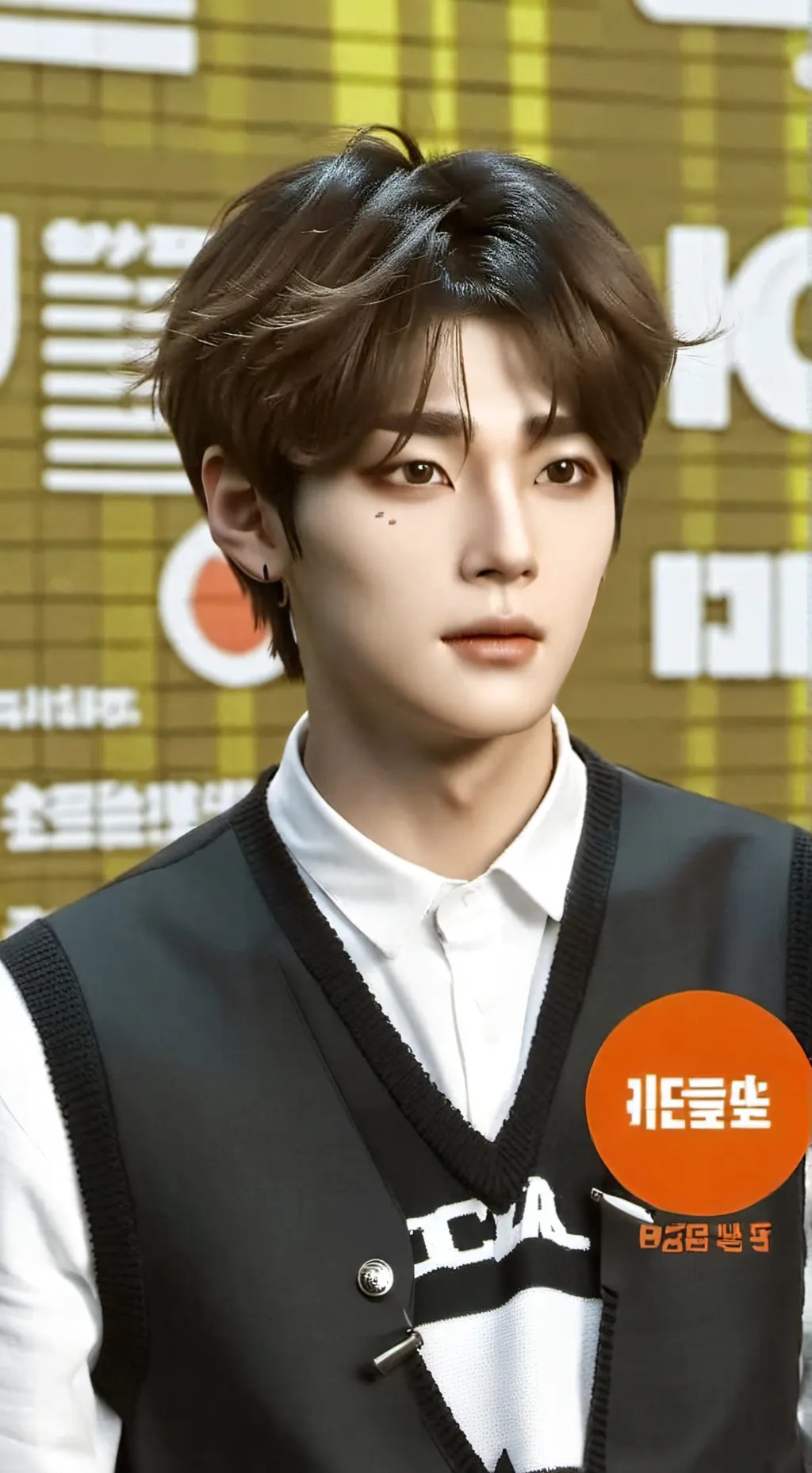 ai character: Jinu background