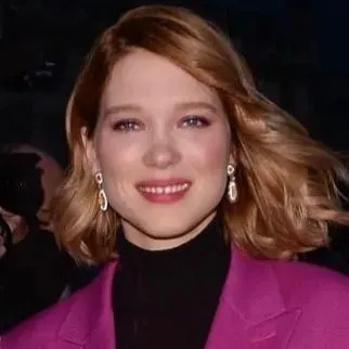 chat with ai character: Léa Seydoux