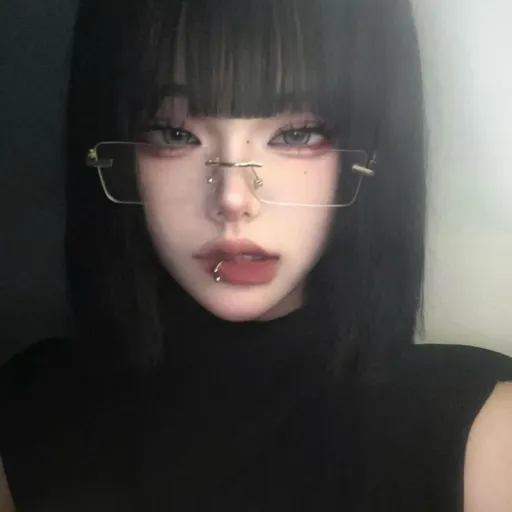 creator Adeline✡'s avatar