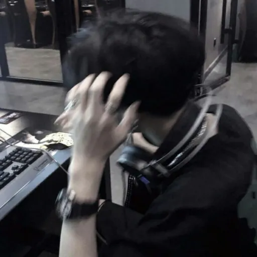 creator RixuieメKim's avatar