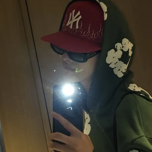 creator sasher1630's avatar