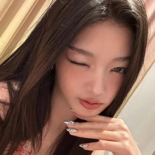 creator yoonchip's avatar