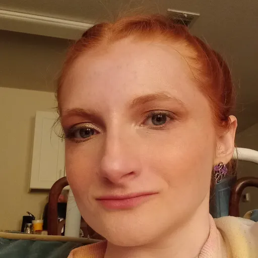 creator LauraLove's avatar