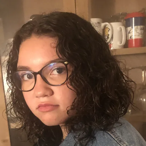 creator Yaya 19's avatar