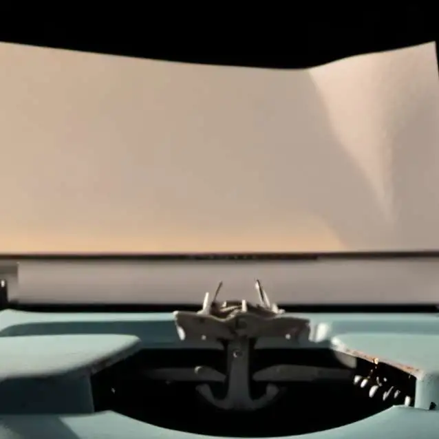 chat with ai character: Typ The Typewriter