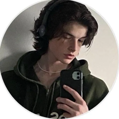 creator NOAH MOON's avatar