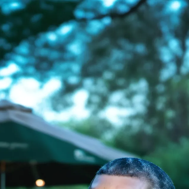 chat with ai character: Barack Obama 