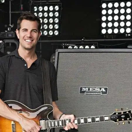 chat with ai character: Nick Hexum