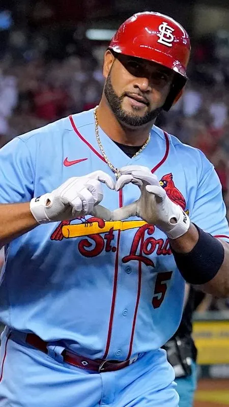 ai character: Albert Pujols background
