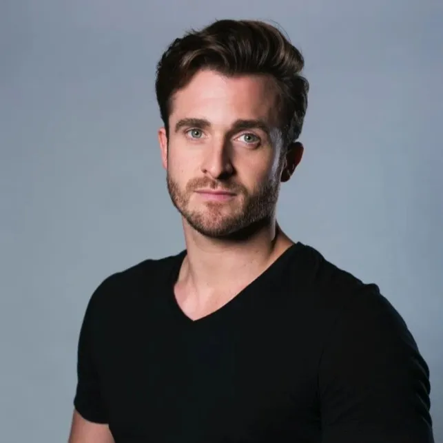 chat with ai character: Matthew Hussey