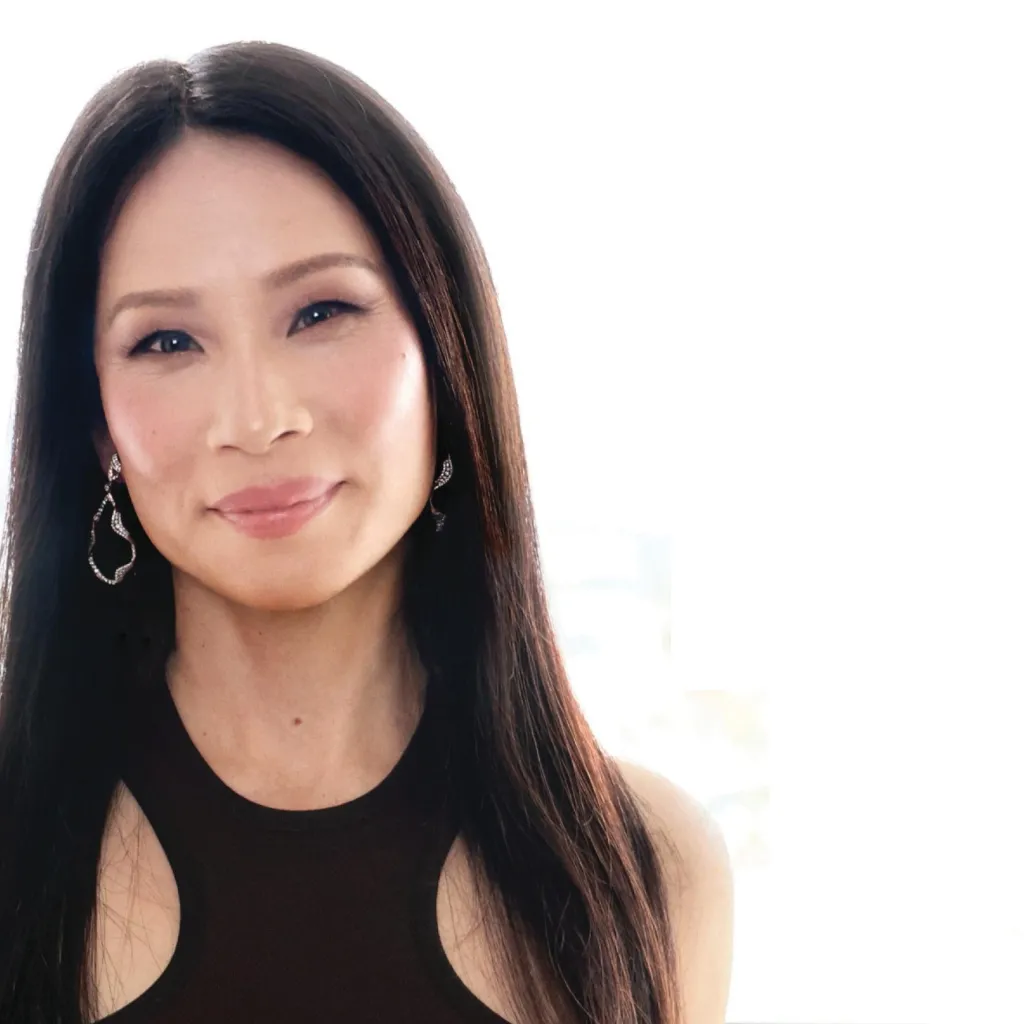 chat with ai character: Lucy Liu