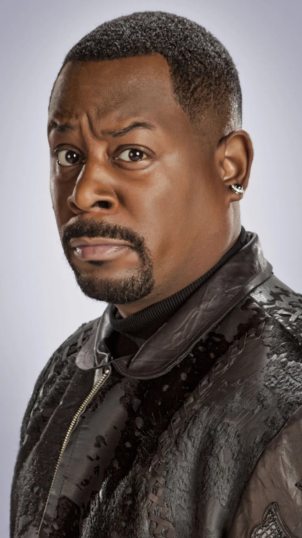 ai character: Martin Lawrence background