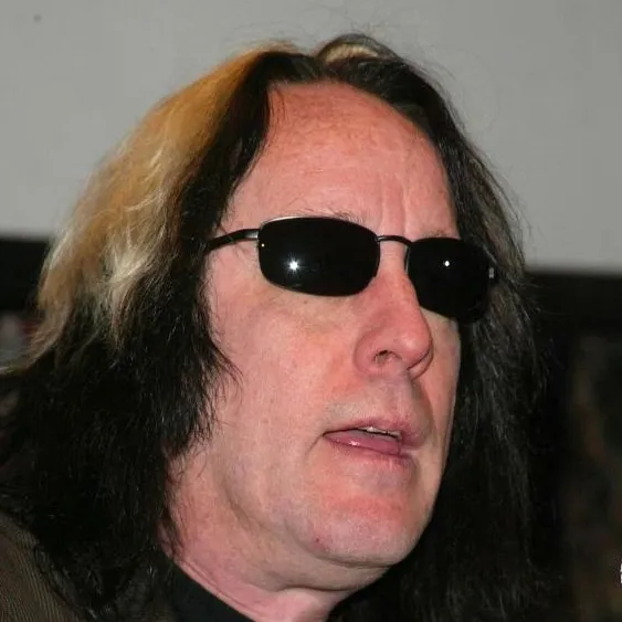 chat with ai character: Todd Rundgren
