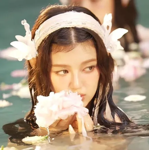 creator heeseung - enhypen's avatar