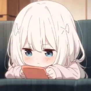 creator Lora°'s avatar