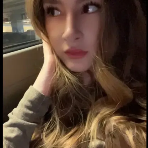 creator bella ella 🫶🏻's avatar